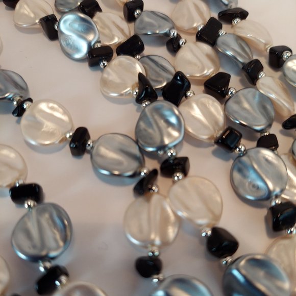 PARKLANE MY WAY BEADED NECKLACE - Picture 9 of 9